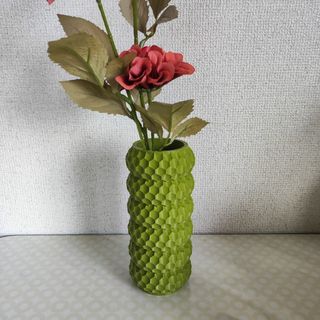 フラワーベース　ユニークデザイン　花瓶　花器(花瓶)