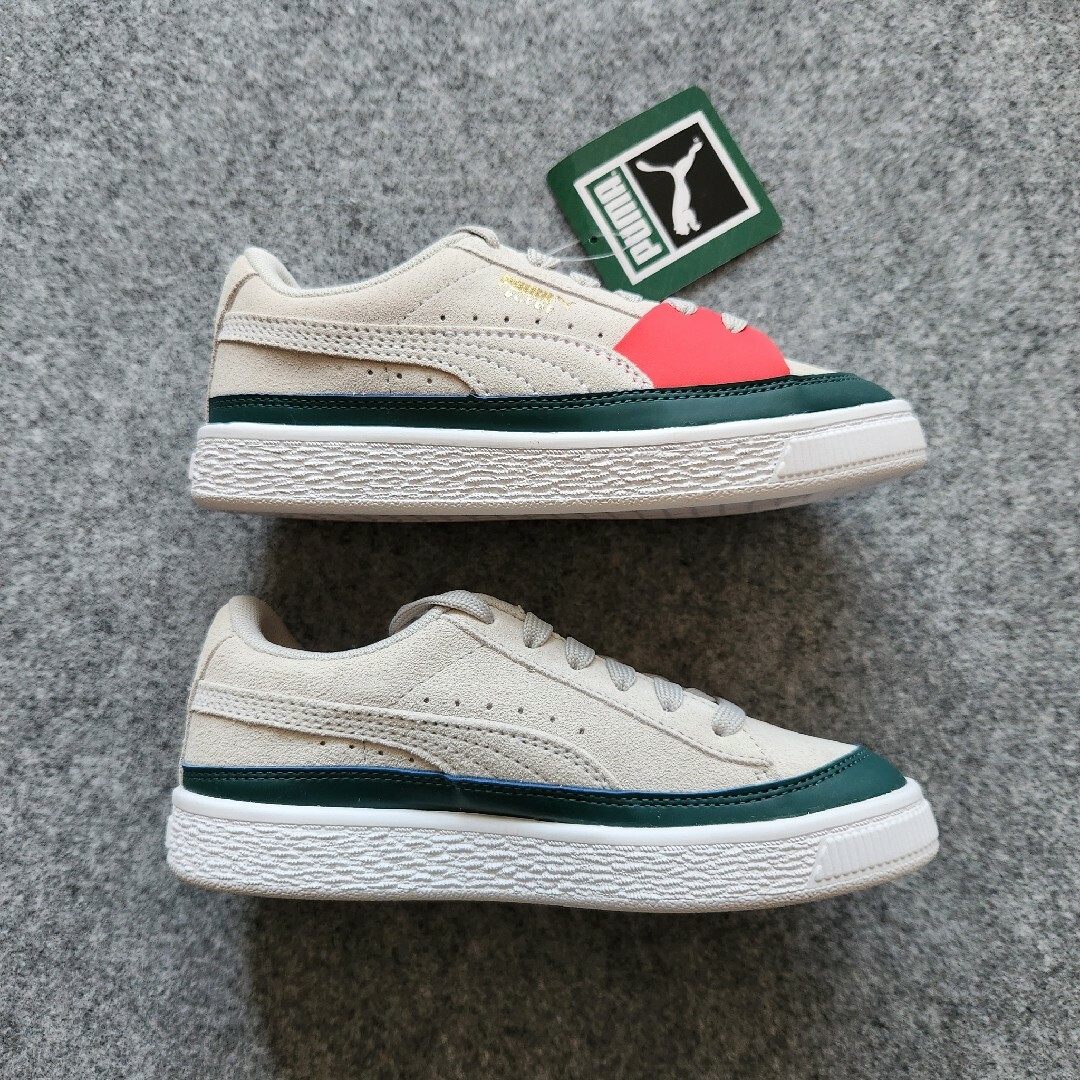 PUMA(プーマ)の★新品タグ付き★【PUMA】プーマ　キッズ スニーカー　19cm キッズ/ベビー/マタニティのキッズ靴/シューズ(15cm~)(スニーカー)の商品写真