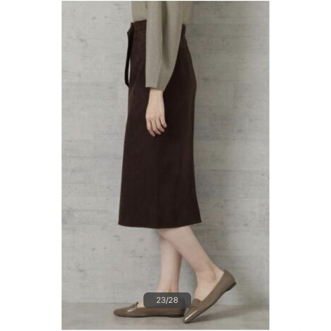 NATURAL BEAUTY BASIC(ナチュラルビューティーベーシック)のNATURAL BEAUTY BASIC フェイクスエードスカート レディースのスカート(ひざ丈スカート)の商品写真