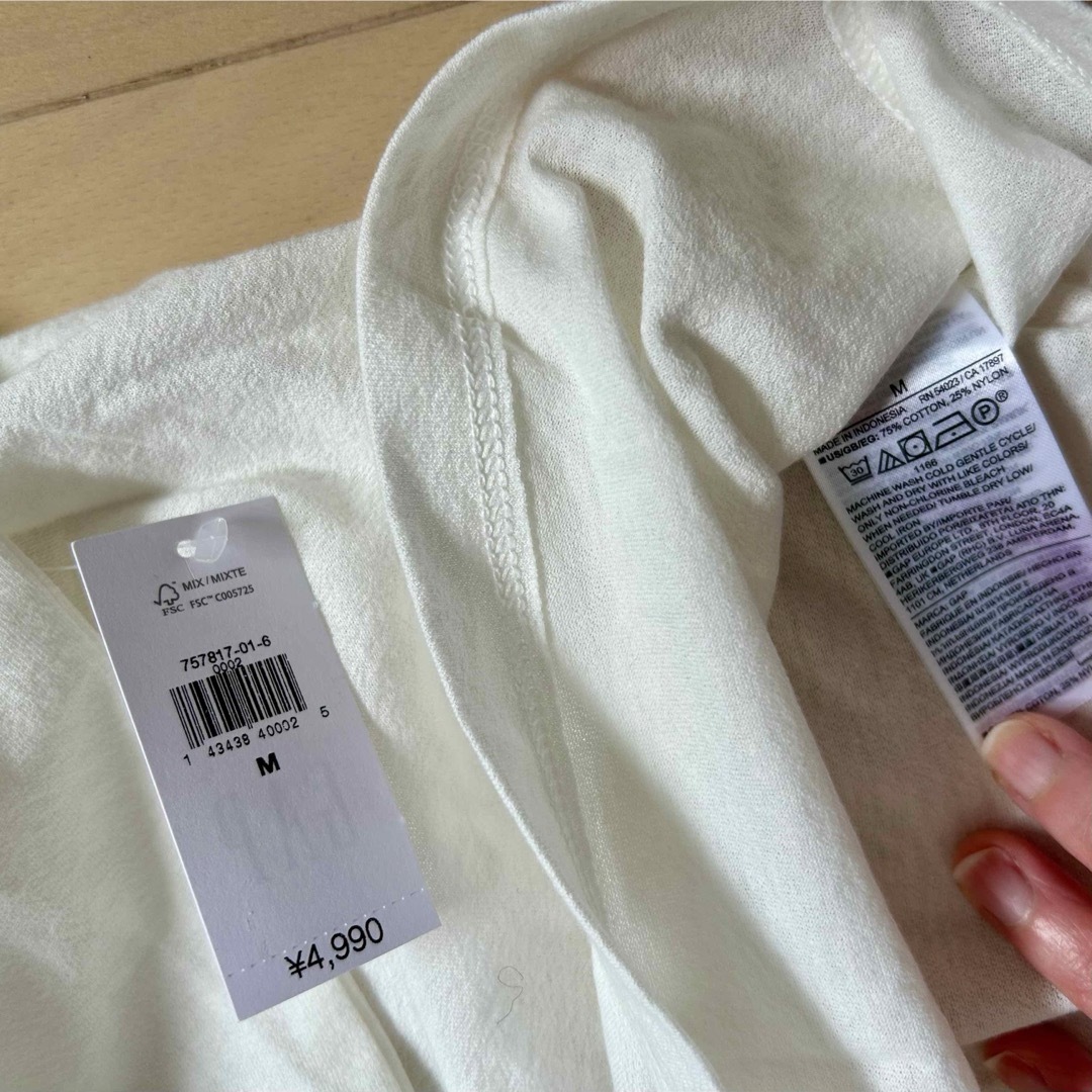 GAP(ギャップ)の最終値下げ【新品】GAP(ギャップ)ベルスリーブシアーTシャツ M 2枚セット レディースのトップス(Tシャツ(長袖/七分))の商品写真