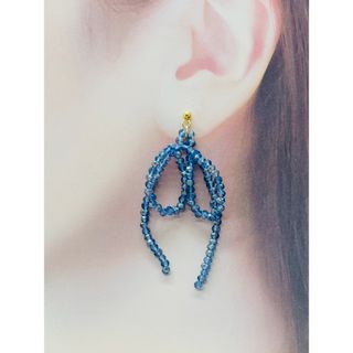 ビーズリボンピアス　⭐︎金属アレルギー対応　ブルー(ピアス)