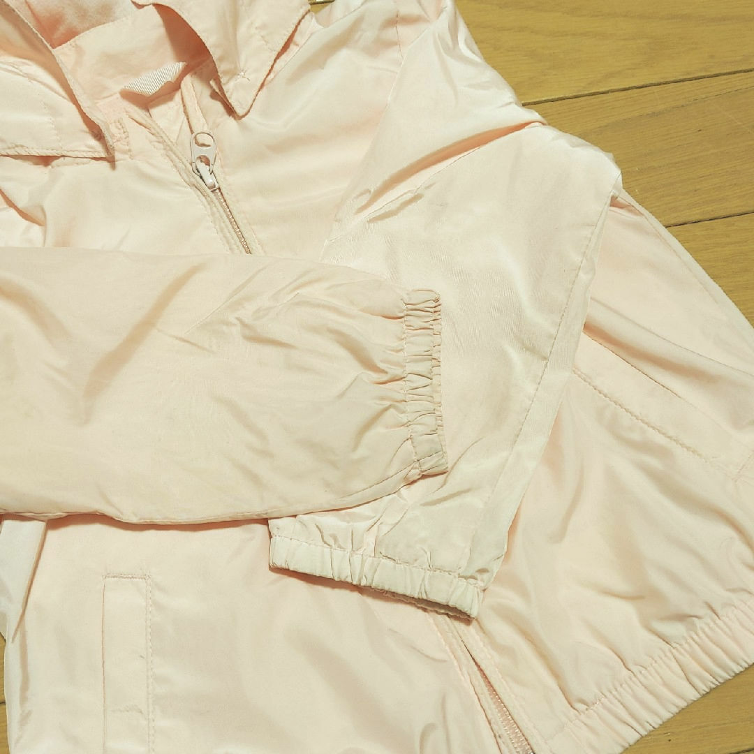 babyGAP(ベビーギャップ)のbabyGAP ナイロンパーカー 95 春物 キッズ/ベビー/マタニティのキッズ服女の子用(90cm~)(ジャケット/上着)の商品写真