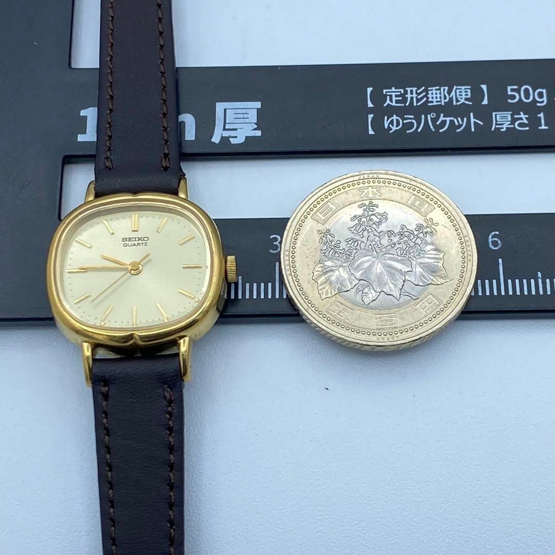 SEIKO(セイコー)の《美品　稼動品》　セイコー　防水　レディース腕時計　ゴールド文字盤　クォーツ レディースのファッション小物(腕時計)の商品写真