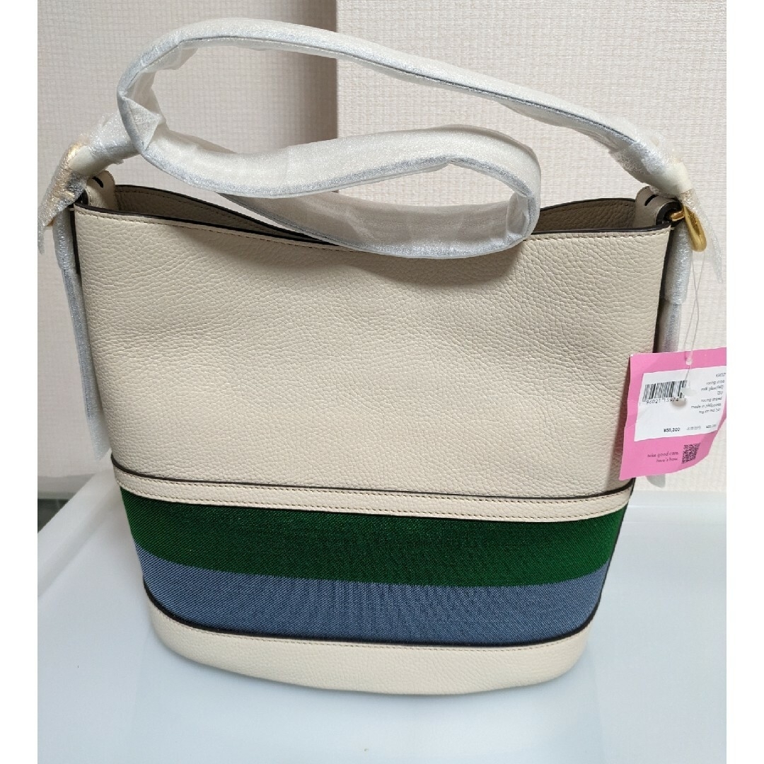 kate spade new york(ケイトスペードニューヨーク)のタグ付き新品♤ケイトスペードニューヨーク♠ミディアムショルダーバッグ レディースのバッグ(ショルダーバッグ)の商品写真