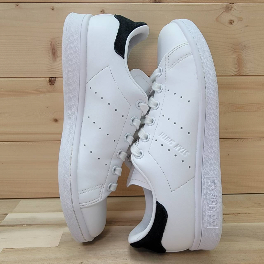 STANSMITH（adidas）(スタンスミス)のアディダス スタンスミス  ホワイト/ブラック 23㎝ レディースの靴/シューズ(スニーカー)の商品写真