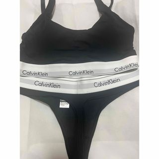 カルバンクライン(Calvin Klein)のカルバンクライン下着(ブラ&ショーツセット)