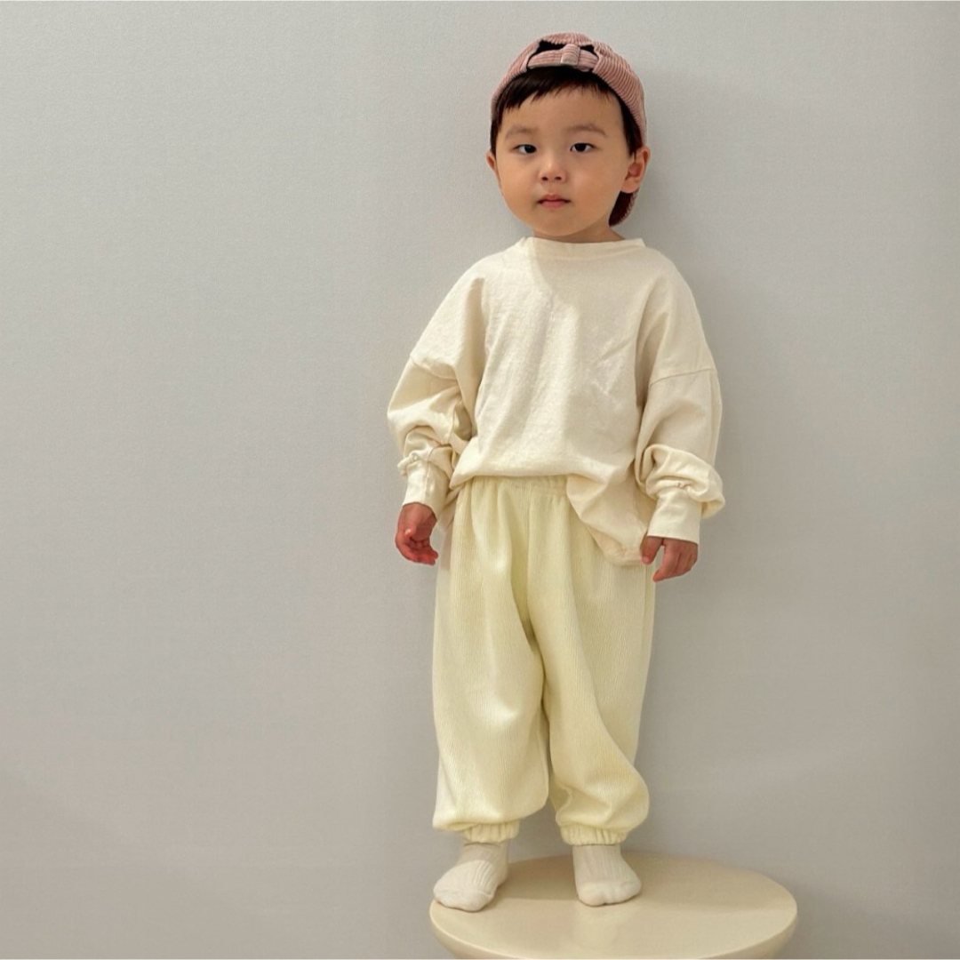 【新品】スウェットパンツ グレー ベージュ 男の子 女の子 キッズ/ベビー/マタニティのキッズ服男の子用(90cm~)(パンツ/スパッツ)の商品写真