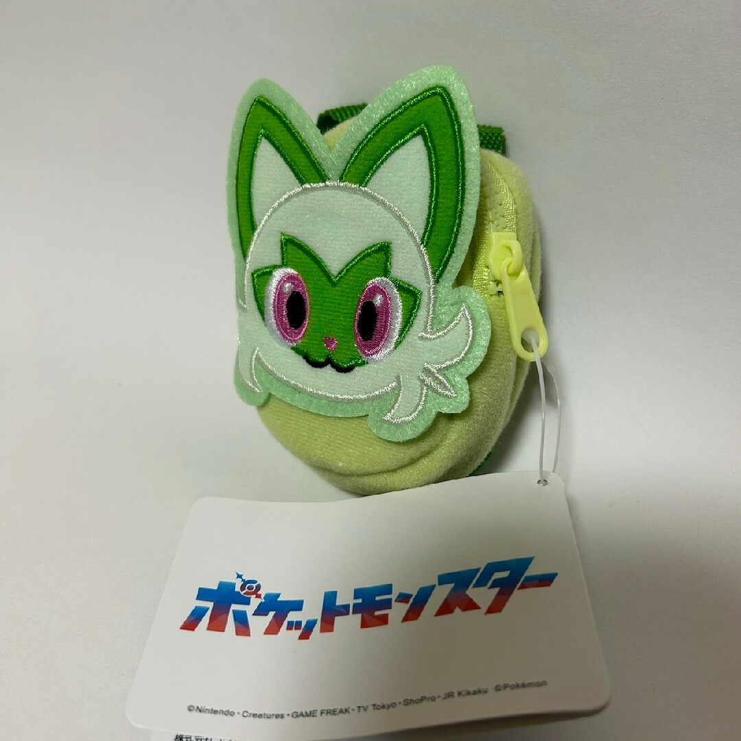 ニャオハ　ポケモン ミニリュック型ポーチ ポーチ キャラクターグッズ　財布 エンタメ/ホビーのおもちゃ/ぬいぐるみ(キャラクターグッズ)の商品写真