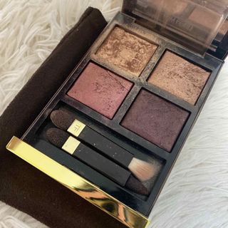 トムフォードビューティ(TOM FORD BEAUTY)のTOM FORD　トムフォード　アイカラークォード 04　ハネムーン(アイシャドウ)