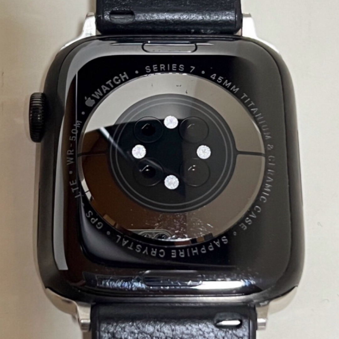 Apple Watch(アップルウォッチ)のApple Watch Edition Series 7 45mm  チタニウム メンズの時計(腕時計(デジタル))の商品写真