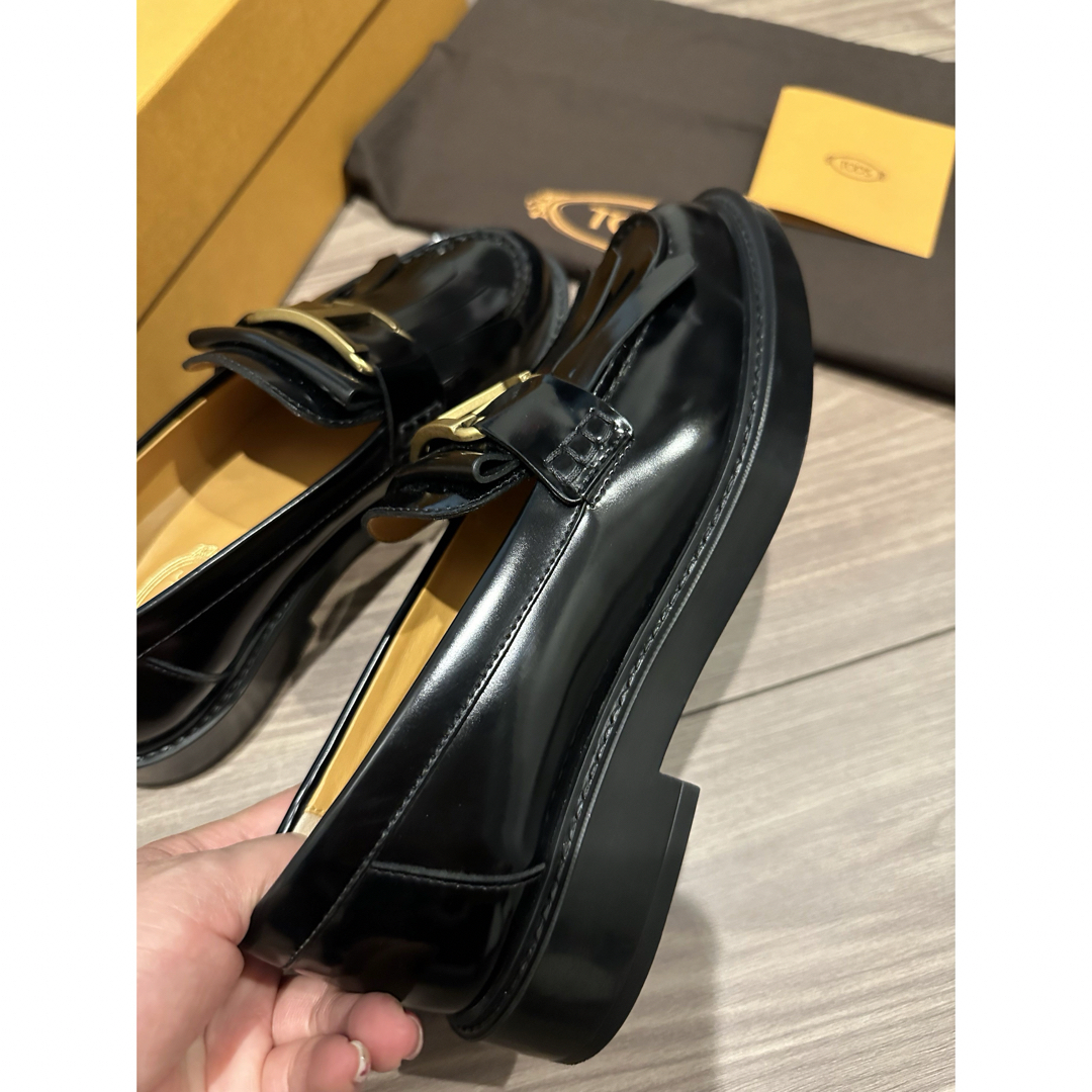 TOD'S(トッズ)のTOD'S Tタイムレスレザーローファー 22.5cm 35.5 レディースの靴/シューズ(ローファー/革靴)の商品写真