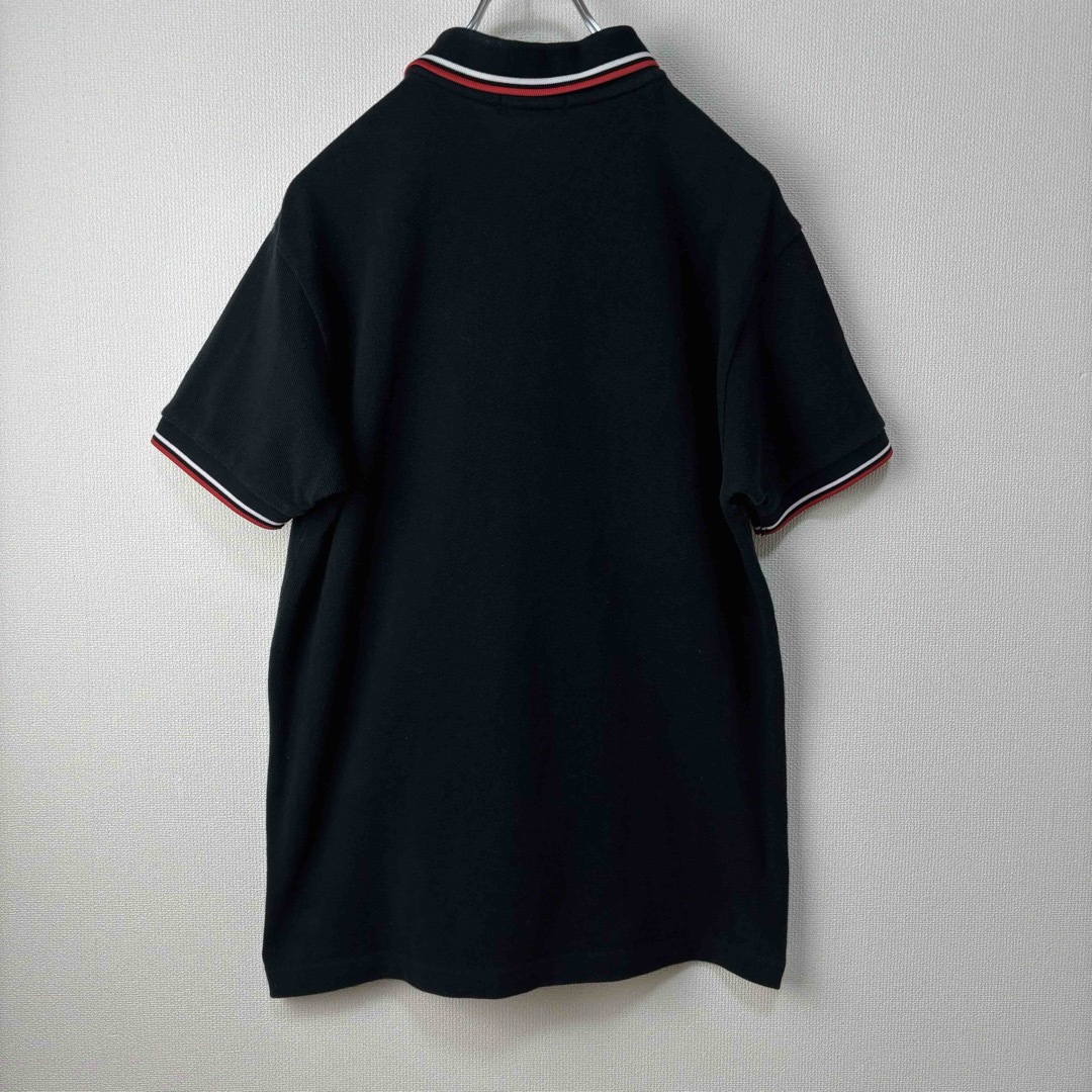 FRED PERRY(フレッドペリー)の人気　フレッドペリー　ポロシャツ　XL 黒　赤　白　ブラック　レッド　ホワイト メンズのトップス(ポロシャツ)の商品写真