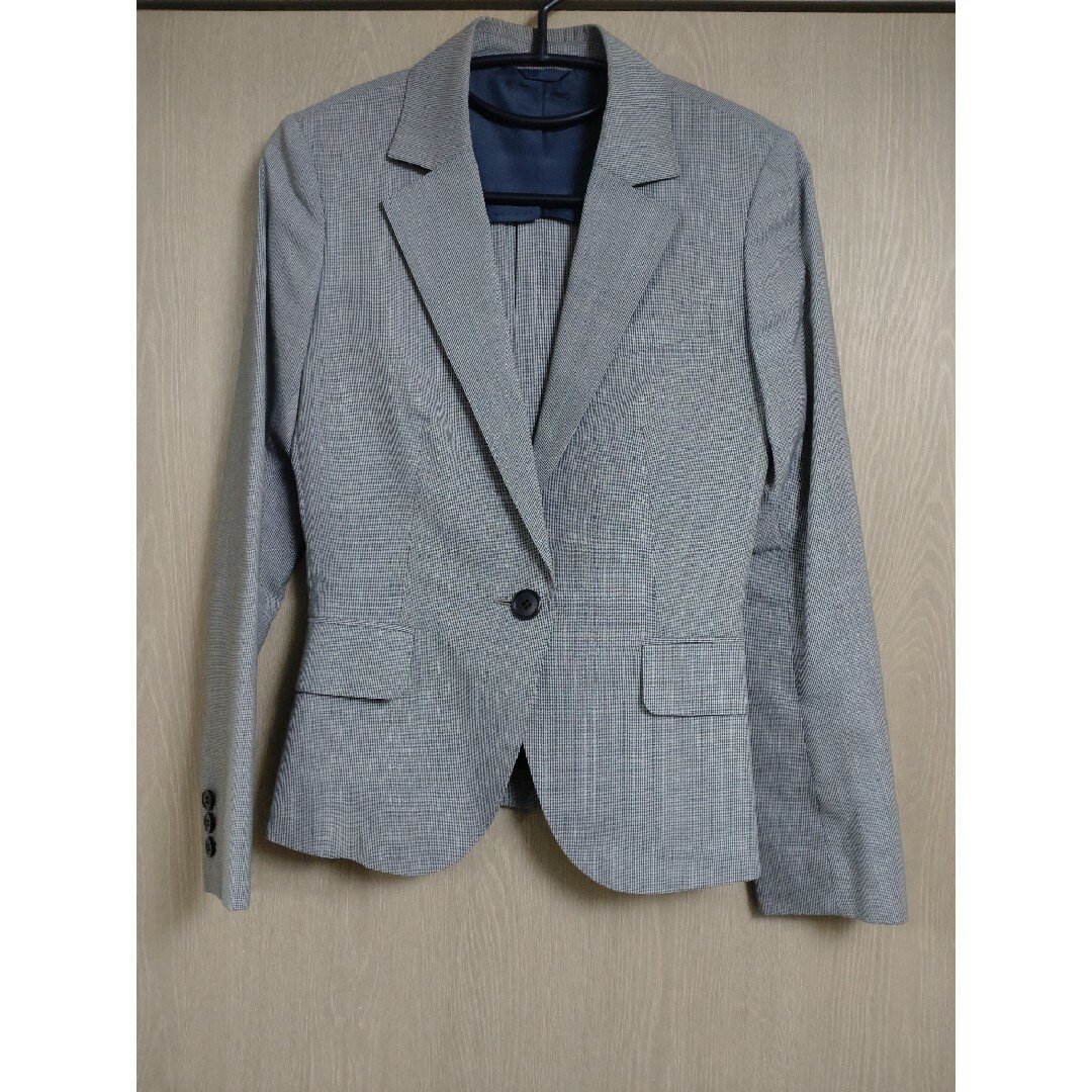 THE SUIT COMPANY(スーツカンパニー)のTHESUITCOMPANY　レディース　スーツ　スカート　上下　グレー　M レディースのフォーマル/ドレス(スーツ)の商品写真