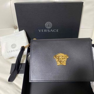 VERSACE クラッチバッグ　マチあり