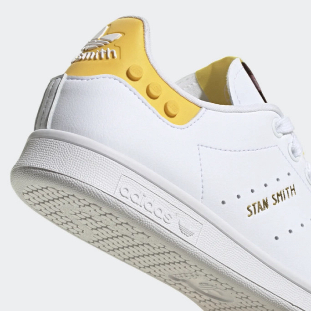 STANSMITH（adidas）(スタンスミス)の■新品27cm■アディダス × LEGO スタンスミスW ホワイト/イエロー メンズの靴/シューズ(スニーカー)の商品写真