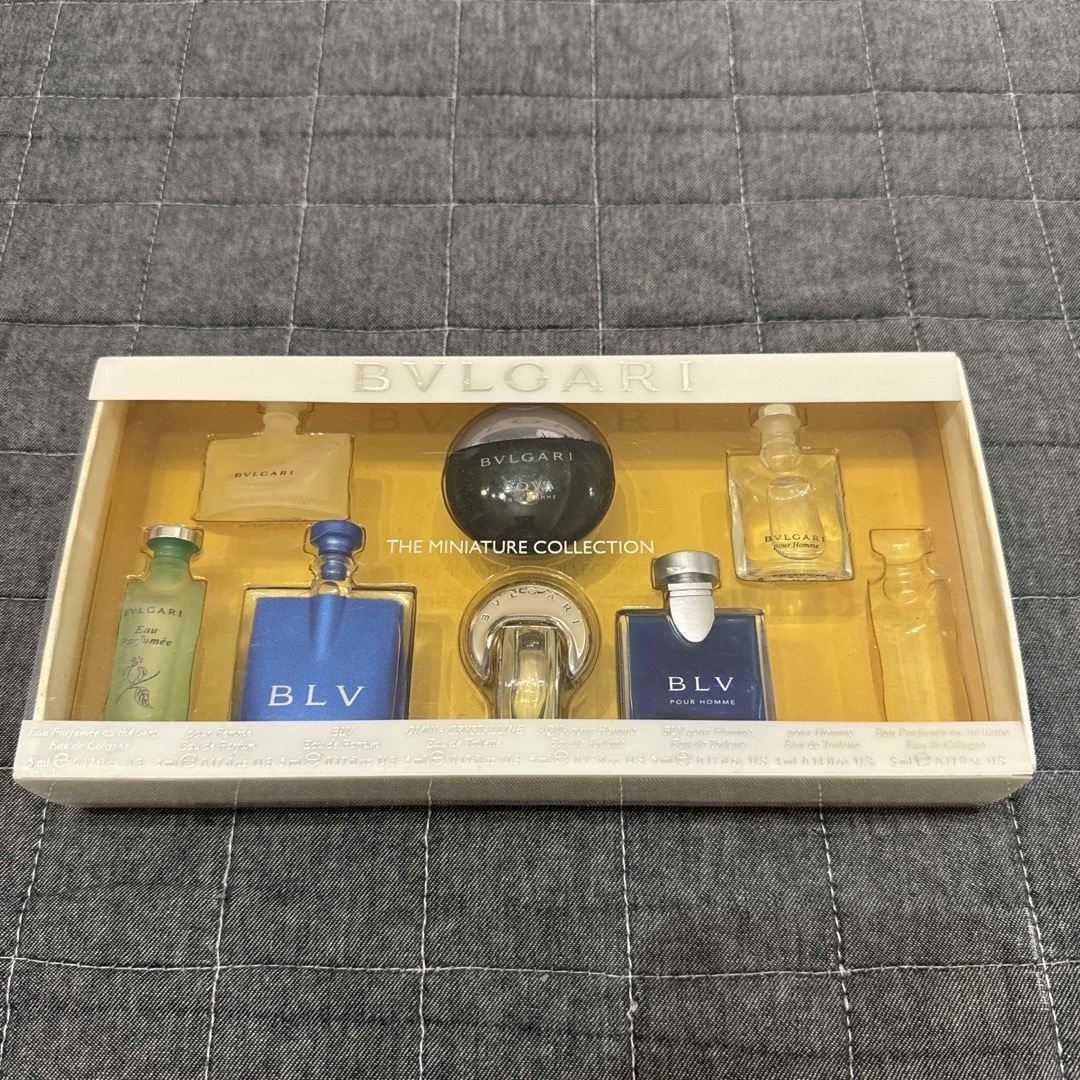 BVLGARI(ブルガリ)のBVLGARI ブルガリ ミニチュアコレクション ミニボトル 香水 7本 コスメ/美容の香水(香水(男性用))の商品写真