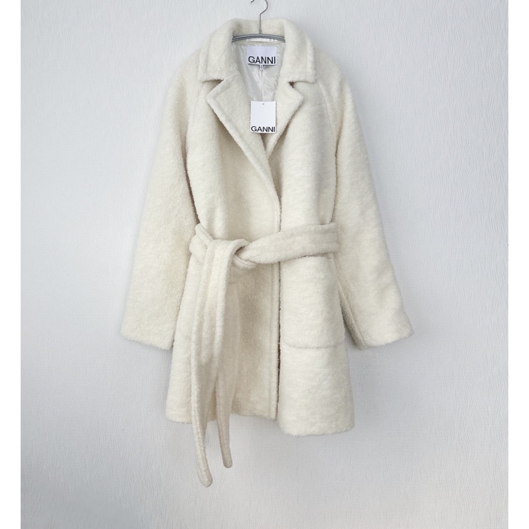 新品】GANNI ガニー アイボリー ボアコート その他 新品】GANNI ガニー アイボリー ボアコート その他