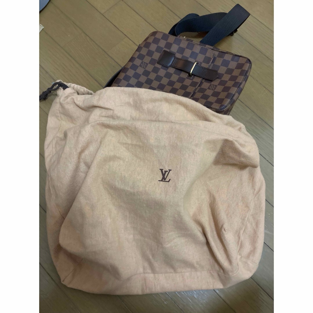 LOUIS VUITTON(ルイヴィトン)の超美品❗️正規品　LOUIS VUITTON　ブロードウェイ　ダミエ メンズのバッグ(ショルダーバッグ)の商品写真