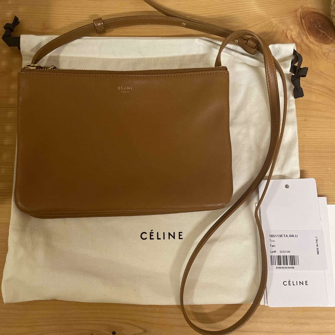 celine(セリーヌ)のセリーヌ　CELINE トリオ　ショルダーバッグ レディースのバッグ(ショルダーバッグ)の商品写真