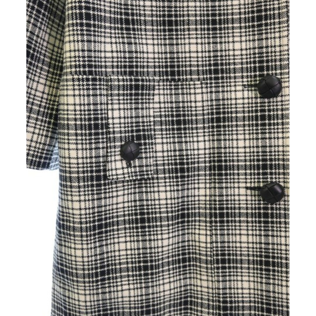 BURBERRY(バーバリー)のBURBERRY ステンカラーコート 42(M位) 白x黒(チェック) 【古着】【中古】 レディースのジャケット/アウター(その他)の商品写真