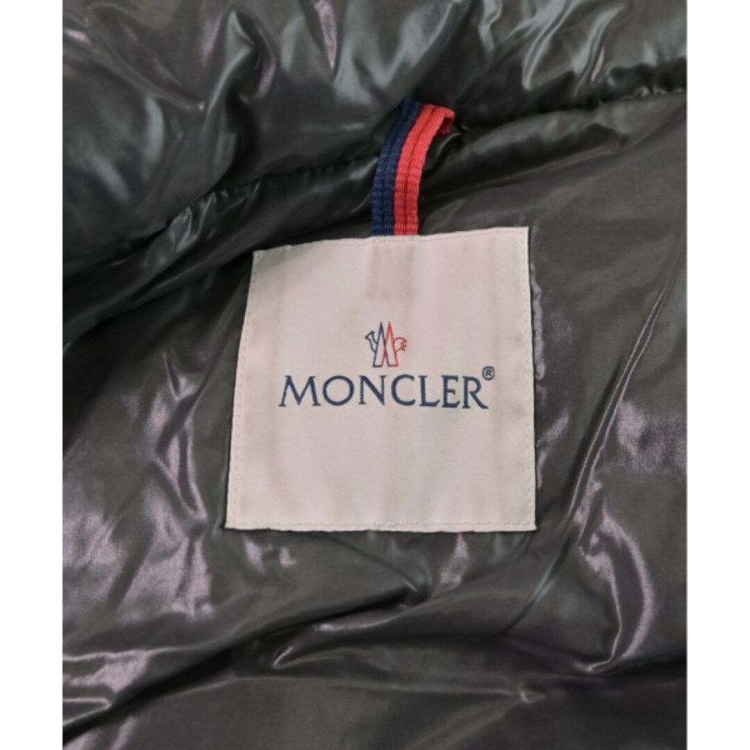 MONCLER(モンクレール)のMONCLER モンクレール ダウンコート 2(M位) グレー 【古着】【中古】 レディースのジャケット/アウター(ダウンコート)の商品写真