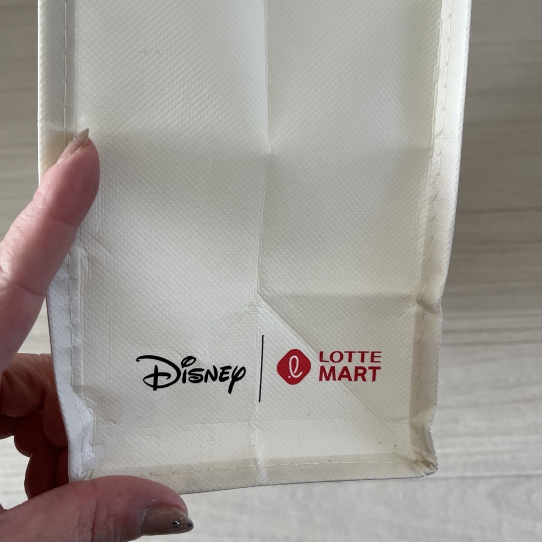 Disney(ディズニー)の韓国 ロッテマート エコバッグ  ディズニー Disney LOTTE MART レディースのバッグ(エコバッグ)の商品写真