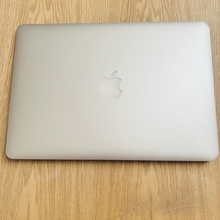 マック(Mac (Apple))のMacBook air 2015 early 13インチ　(ノートPC)
