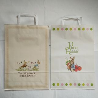 ピーターラビット(PETER RABBIT（TM）)の２セット　PETER RABBITピーターラビット　紙袋　約38x26x10cm(キャラクターグッズ)