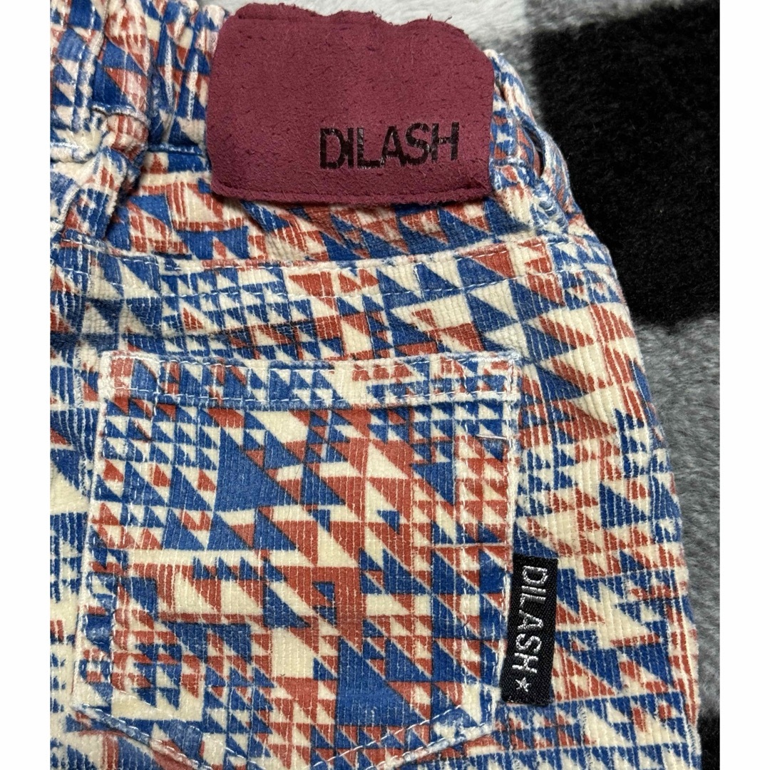 DILASH(ディラッシュ)のDILASH 80センチパンツ キッズ/ベビー/マタニティのベビー服(~85cm)(パンツ)の商品写真