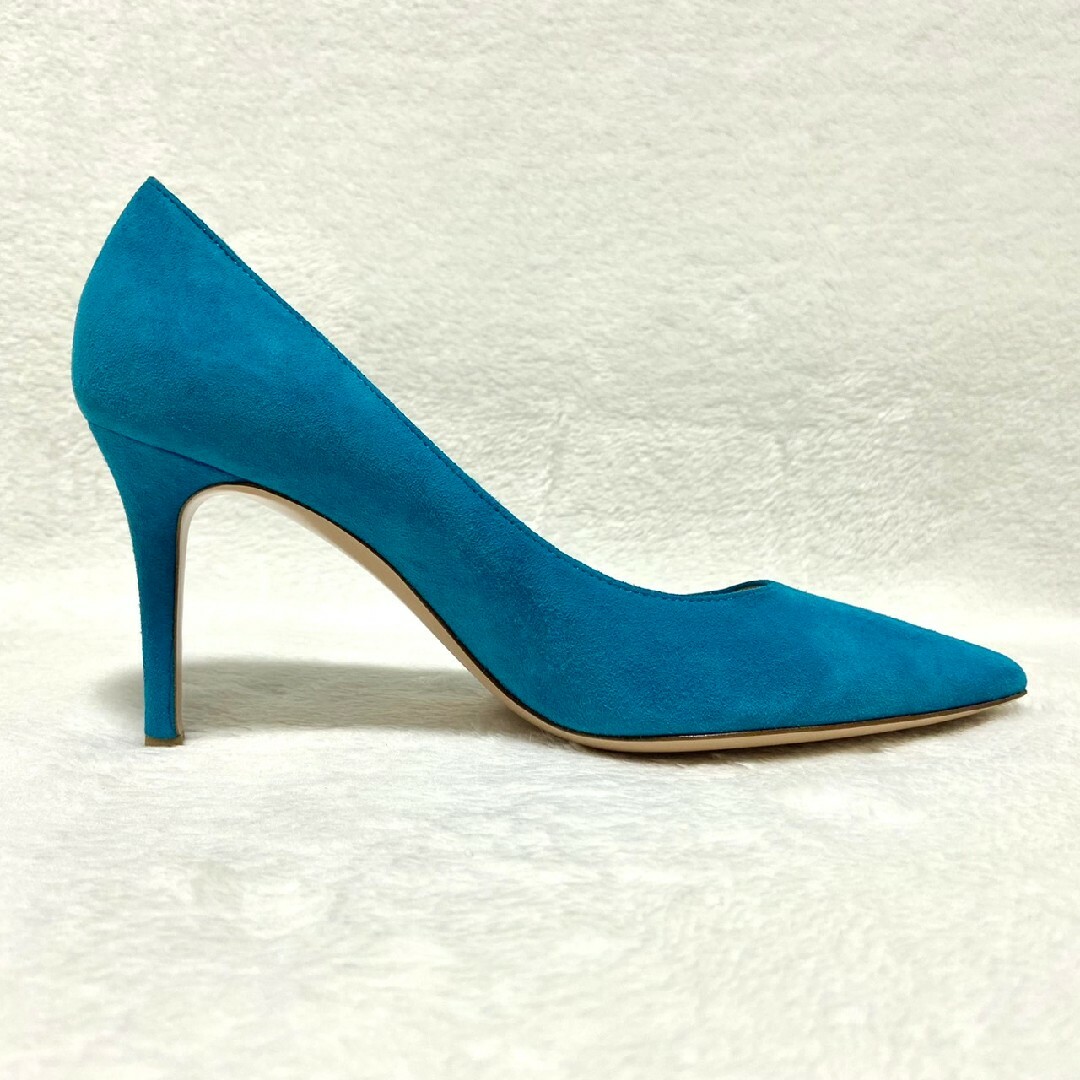 Gianvito Rossi(ジャンヴィットロッシ)の未使用　ジャンヴィットロッシ　スエード　ポインテッドトゥ　パンプス　ブルー　35 レディースの靴/シューズ(ハイヒール/パンプス)の商品写真