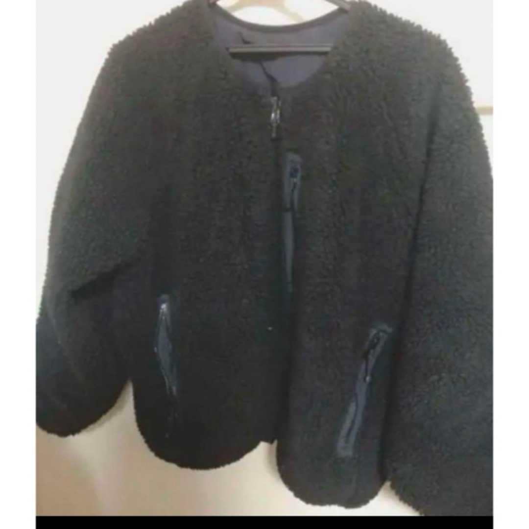 リバーシブル　ボアブルゾン　黒　ブラック レディースのジャケット/アウター(ブルゾン)の商品写真
