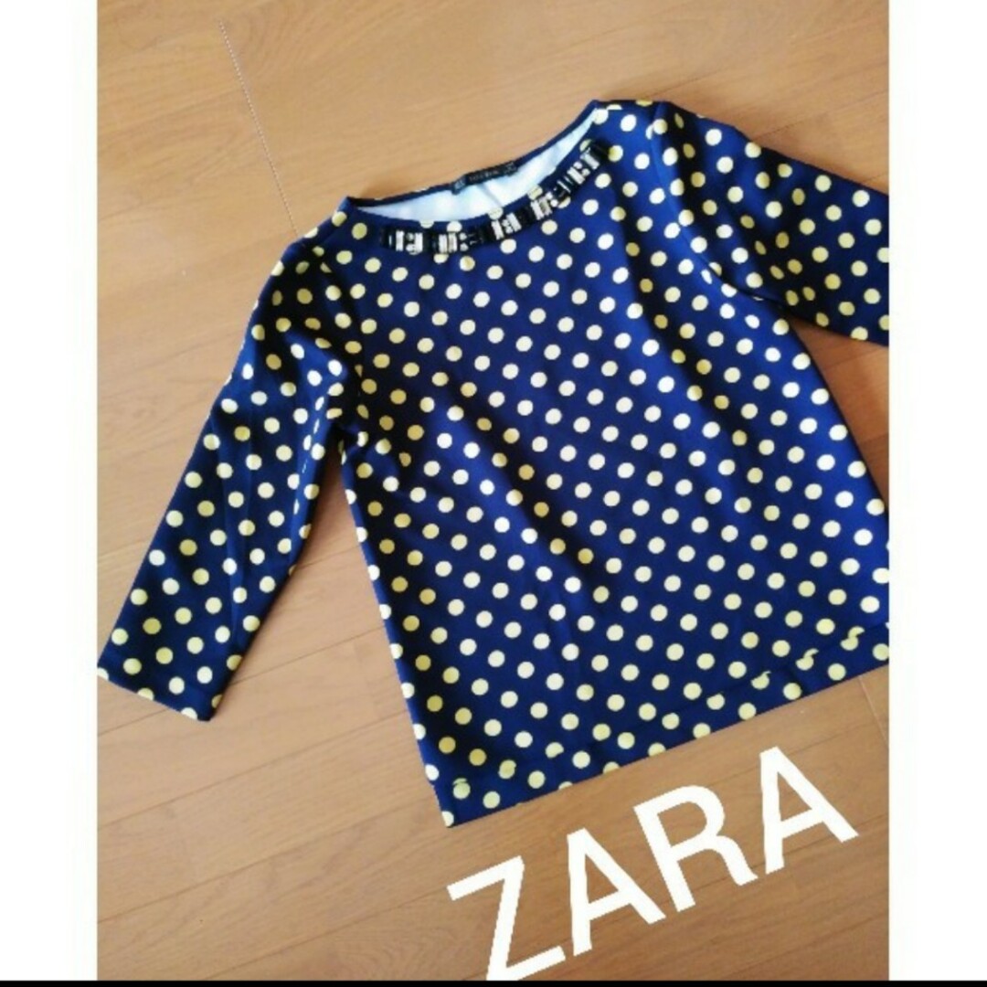 ZARA(ザラ)のZARA★ビジュー&ドット素敵なトップス レディースのトップス(カットソー(長袖/七分))の商品写真