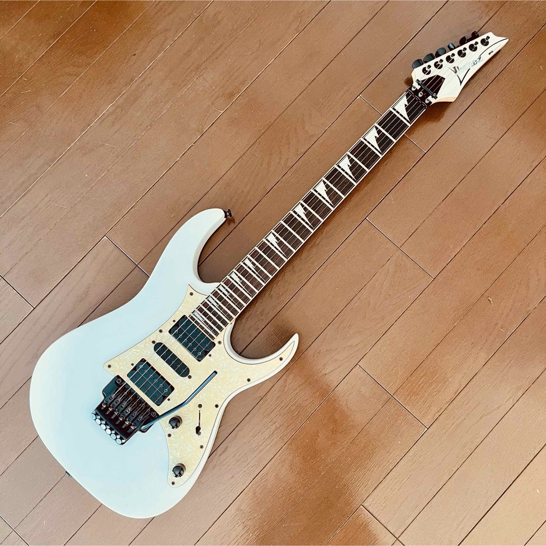 Ibanez(アイバニーズ)のIbanez RGシリーズ HSH 楽器のギター(エレキギター)の商品写真