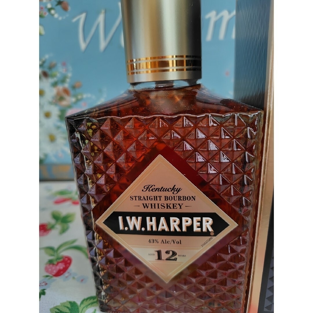 I.W.HARPER　12年 バーボン　ウイスキー　750ml 43度 終売品 食品/飲料/酒の酒(ウイスキー)の商品写真