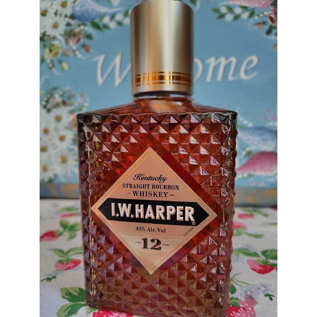 I.W.HARPER　12年 バーボン　ウイスキー　750ml 43度 終売品 食品/飲料/酒の酒(ウイスキー)の商品写真