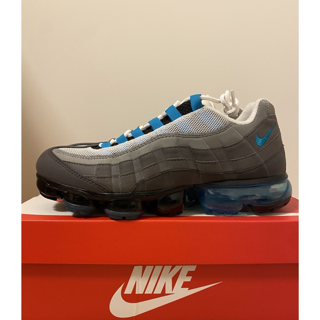 NIKE(ナイキ)の【完売品】NIKE AIR VAPORMAX 95 NEO TURQUOISE メンズの靴/シューズ(スニーカー)の商品写真