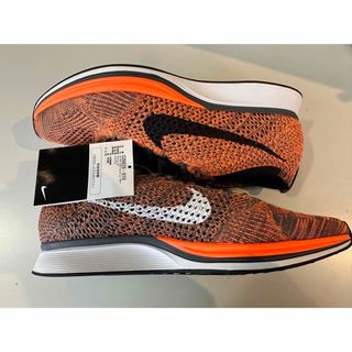 ナイキ(NIKE)のNIKE FLYKNIT RACER TOTAL ORANGE US8.5 新品(スニーカー)