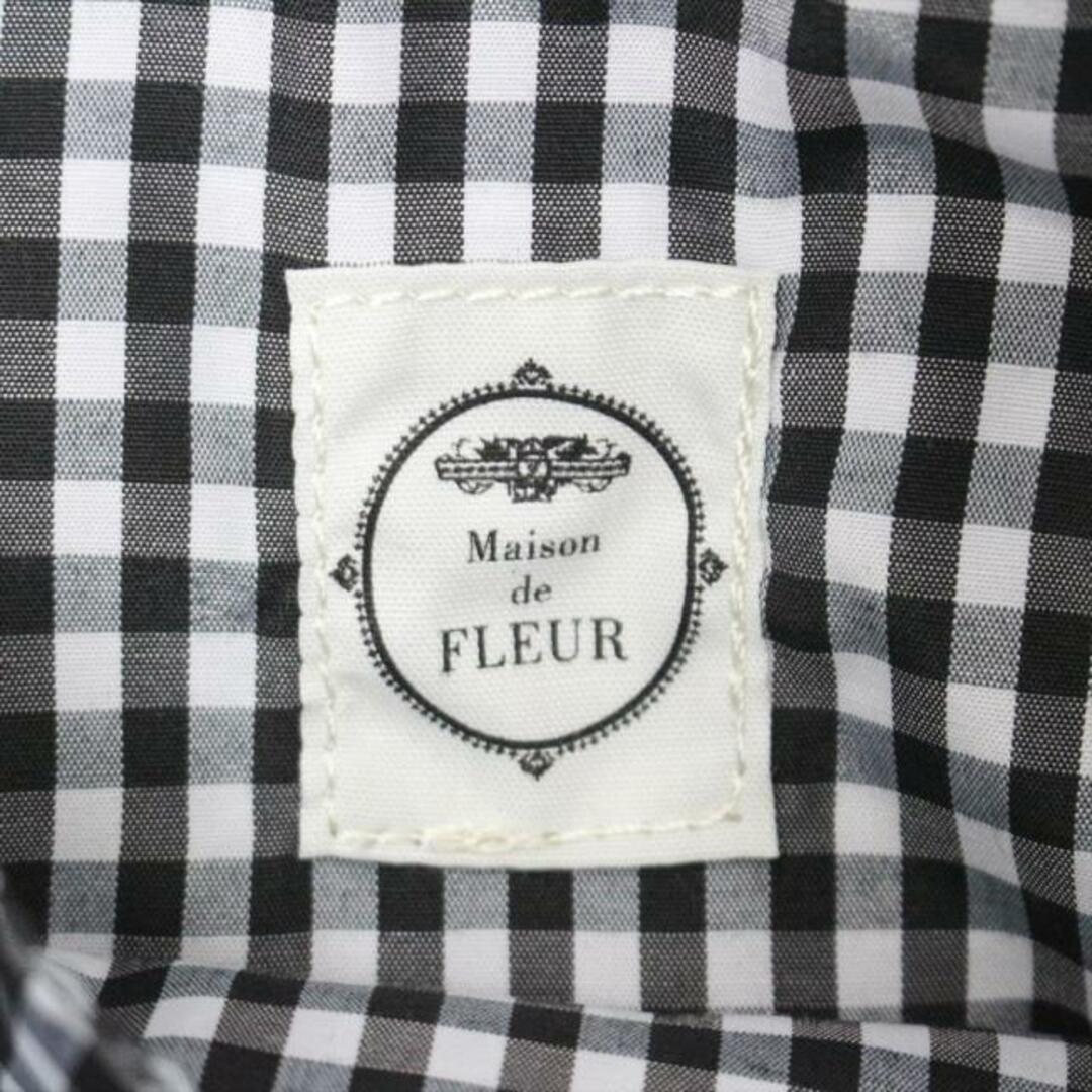 Maison de FLEUR(メゾンドフルール)のMaison de FLEUR(メゾンドフルール) トートバッグ - ライトブルー×ライトピンク 巾着型 デニム×サテン レディースのバッグ(トートバッグ)の商品写真
