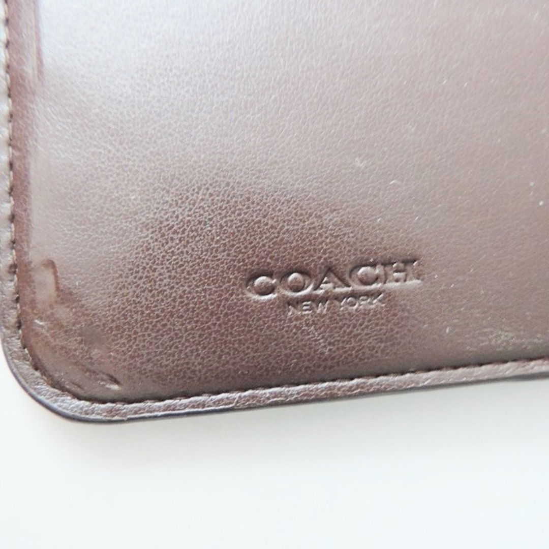 COACH(コーチ)のCOACH(コーチ) 携帯電話ケース シグネチャー柄 アイボリー×ベージュ PVC(塩化ビニール) スマホ/家電/カメラのスマホアクセサリー(モバイルケース/カバー)の商品写真