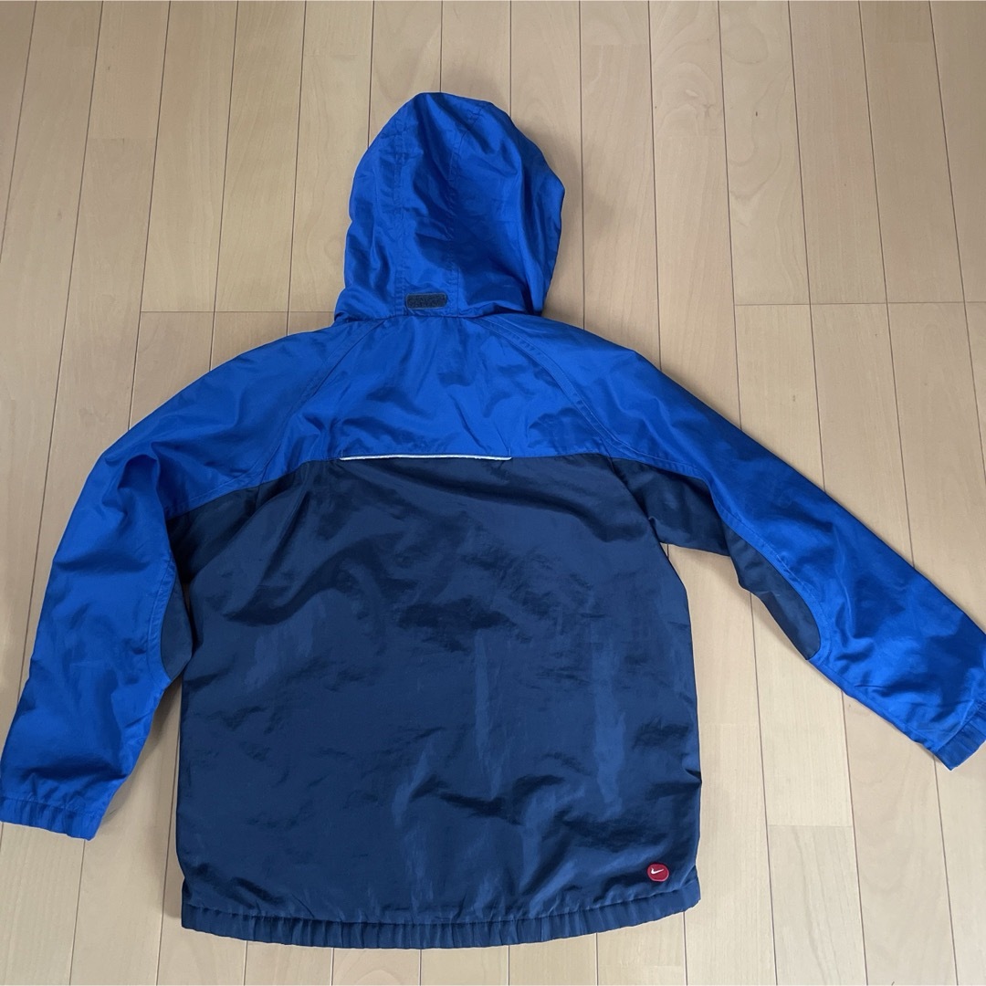 NIKE(ナイキ)のNIKEアウター キッズ/ベビー/マタニティのキッズ服女の子用(90cm~)(ジャケット/上着)の商品写真