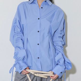 ザラ(ZARA)の新品未使用品スリーブギャザーオーバーシャツ(シャツ/ブラウス(長袖/七分))