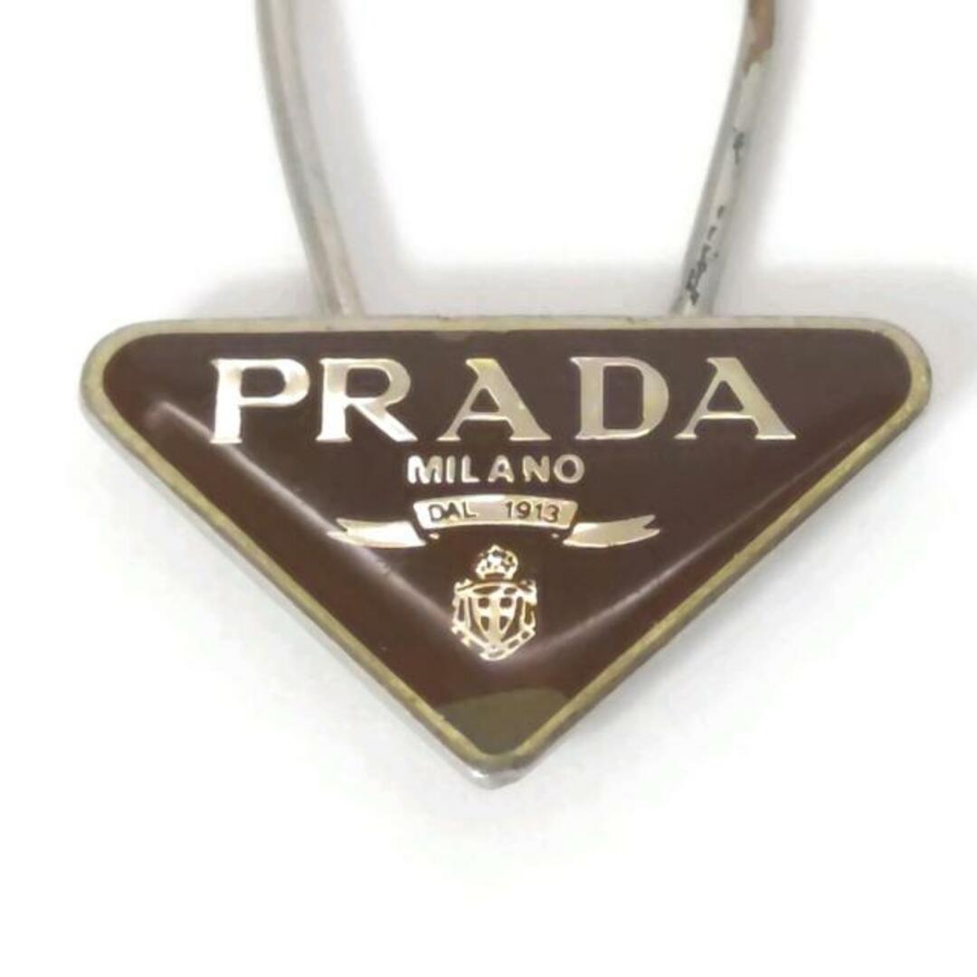 PRADA(プラダ)のPRADA(プラダ) キーホルダー(チャーム) - M285 ダークブラウン×ゴールド 三角プレート 金属素材 レディースのファッション小物(キーホルダー)の商品写真