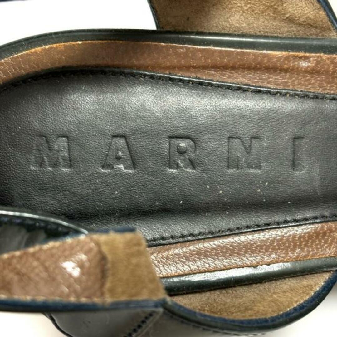 Marni(マルニ)のMARNI(マルニ) サンダル 38 レディース - ダークグリーン ウェッジソール エナメル（レザー） レディースの靴/シューズ(サンダル)の商品写真