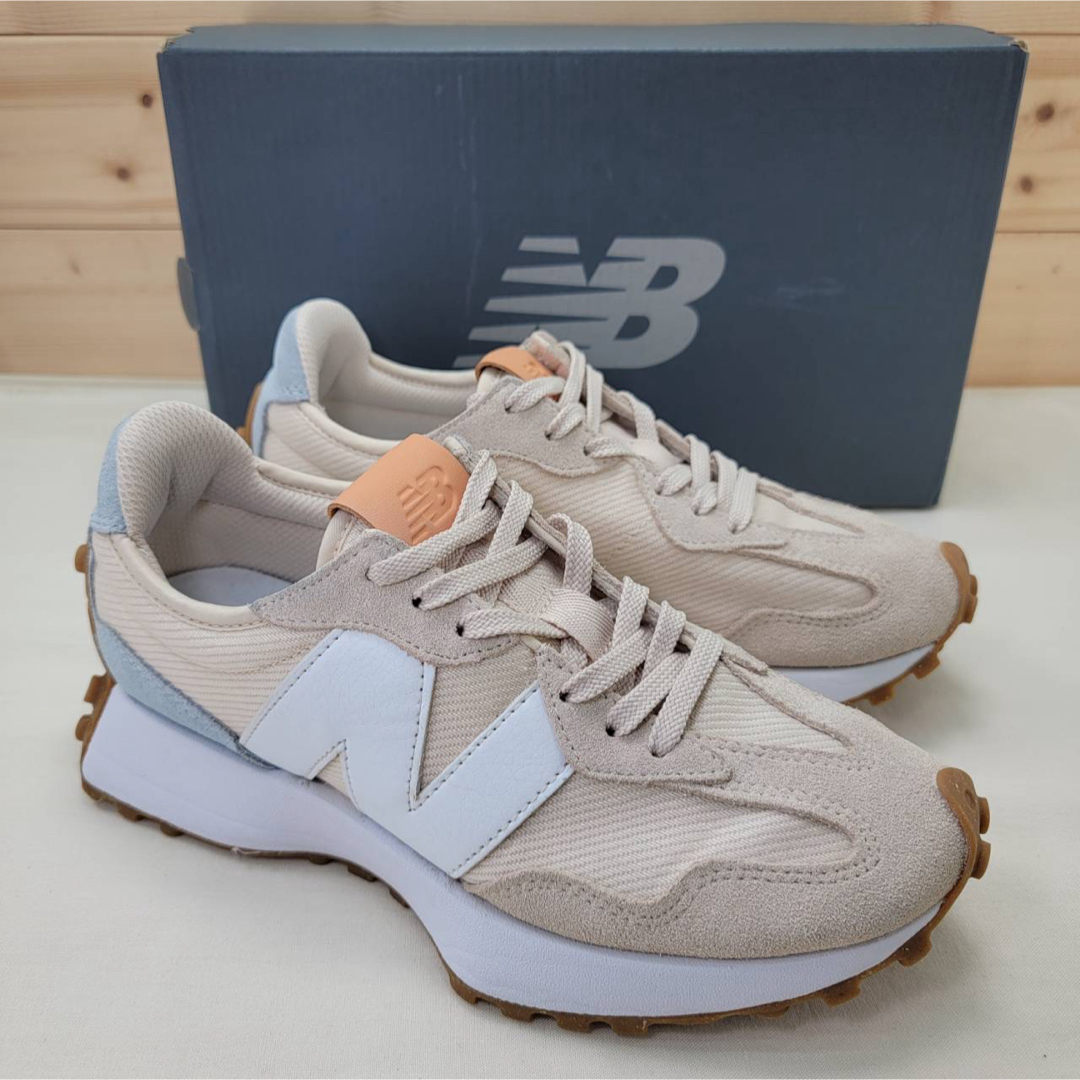 New Balance(ニューバランス)のニューバランス WS327RB ベージュ 24㎝ レディースの靴/シューズ(スニーカー)の商品写真