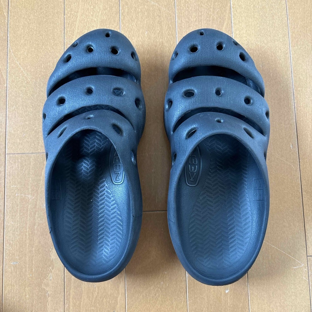 KEEN(キーン)のKEEN YOGUI メンズの靴/シューズ(サンダル)の商品写真