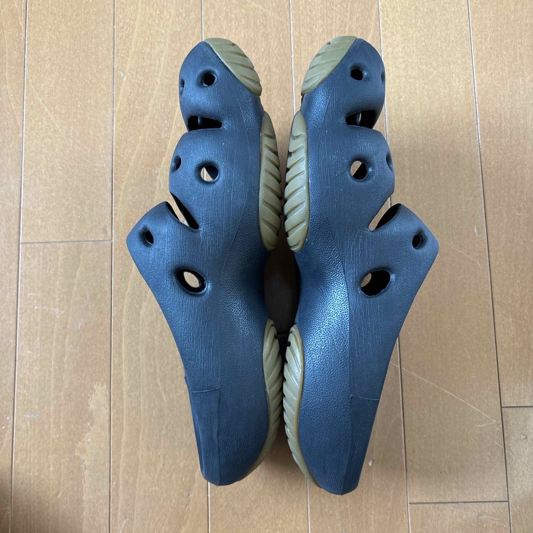 KEEN(キーン)のKEEN YOGUI メンズの靴/シューズ(サンダル)の商品写真