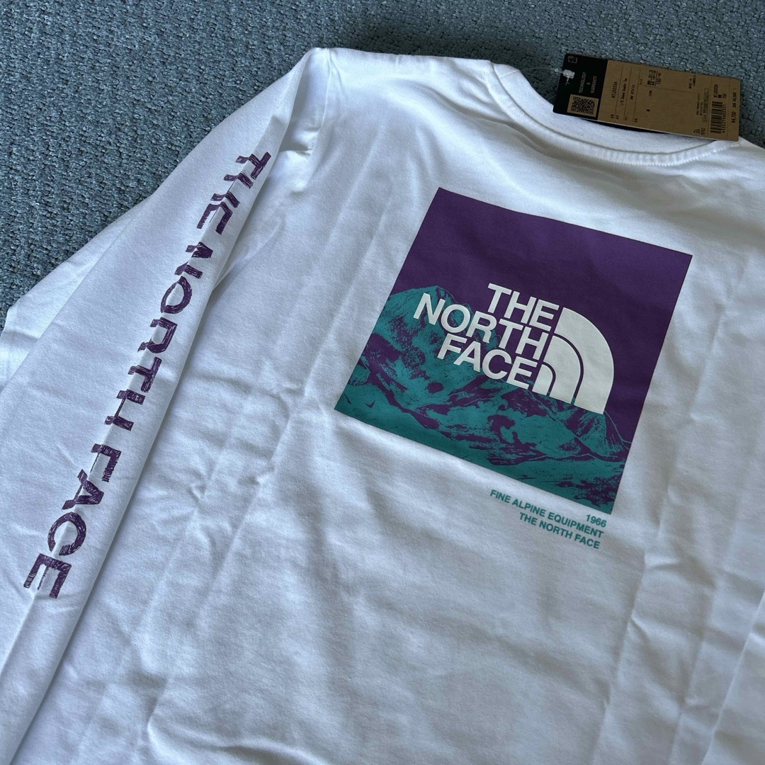 THE NORTH FACE(ザノースフェイス)の【専用です💚】THE NORTH FACE スリーブグラフィックTee 150 キッズ/ベビー/マタニティのキッズ服女の子用(90cm~)(Tシャツ/カットソー)の商品写真