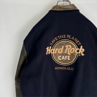 ハードロックカフェ(Hard Rock CAFE)の希少　ハードロックカフェ スタジャン　ビッグロゴ　レザージャケット　刺繍ロゴ(スタジャン)