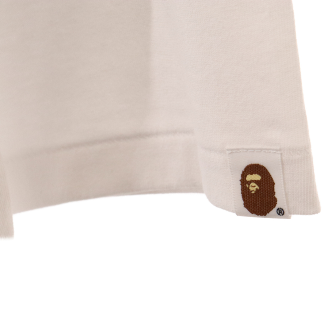 A BATHING APE(アベイシングエイプ)のA BATHING APE アベイシングエイプ チェック柄 両面ビッグロゴプリント クルーネック半袖Tシャツ ホワイト メンズのトップス(Tシャツ/カットソー(半袖/袖なし))の商品写真