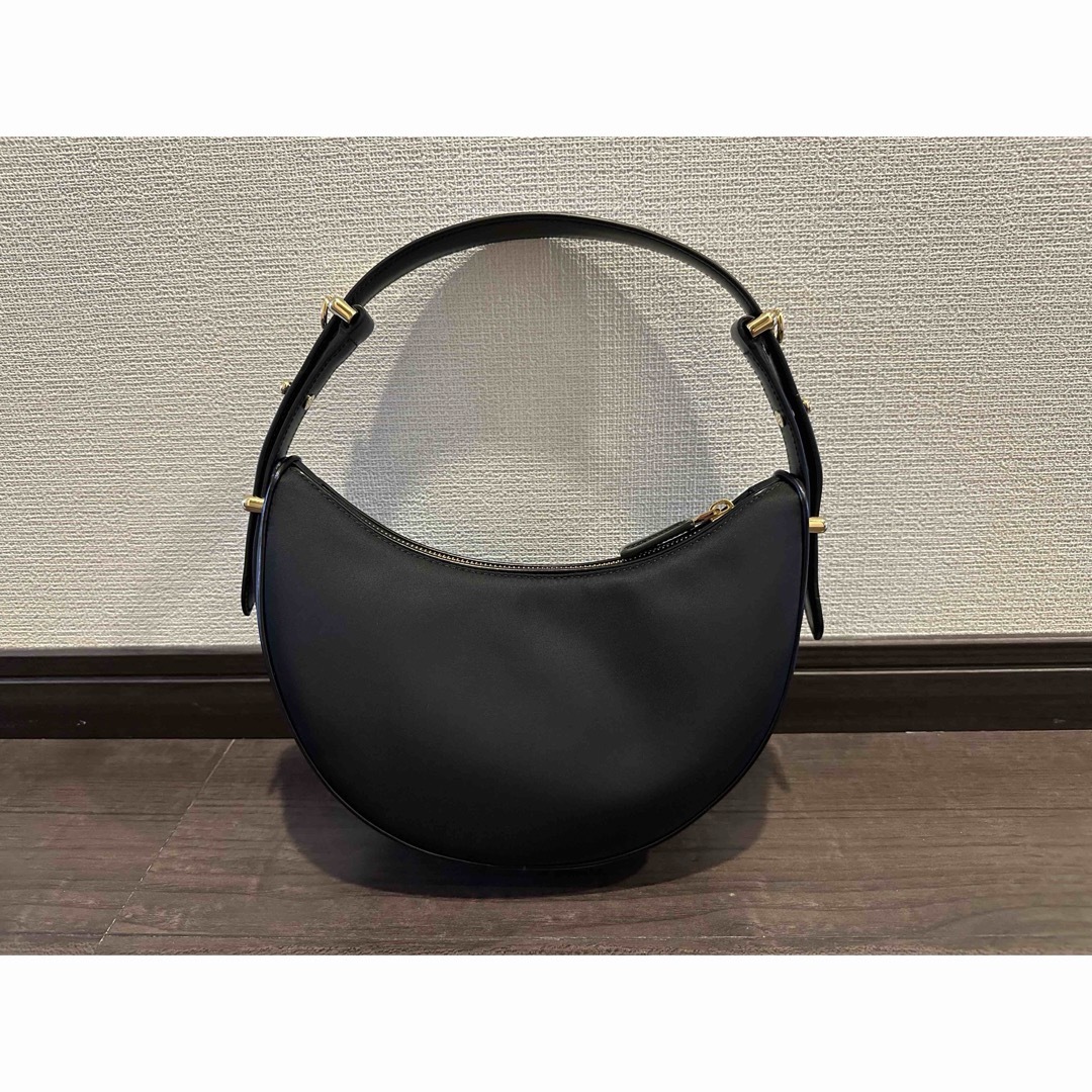 PRADA(プラダ)のPRADA アーケ Re-Nylon xブラッシュドレザー ショルダーバッグ レディースのバッグ(ショルダーバッグ)の商品写真